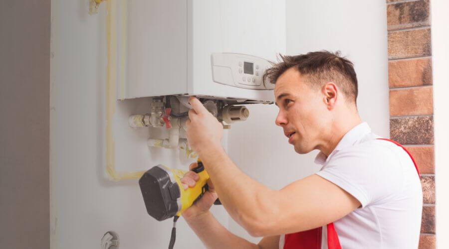 Expert burst pipe repair services in Thawville, IL